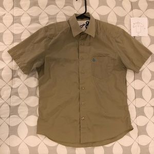 Volcom tailored short sleeve button down shirt
